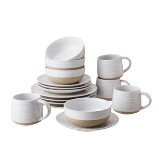 A set of white porcelain dinnerware