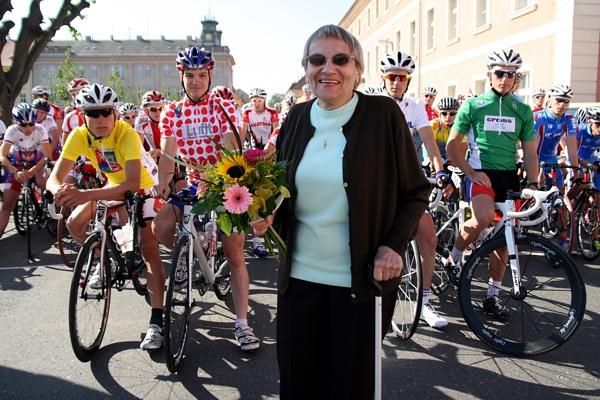 The wife of commisaire Jaroslav Menhart