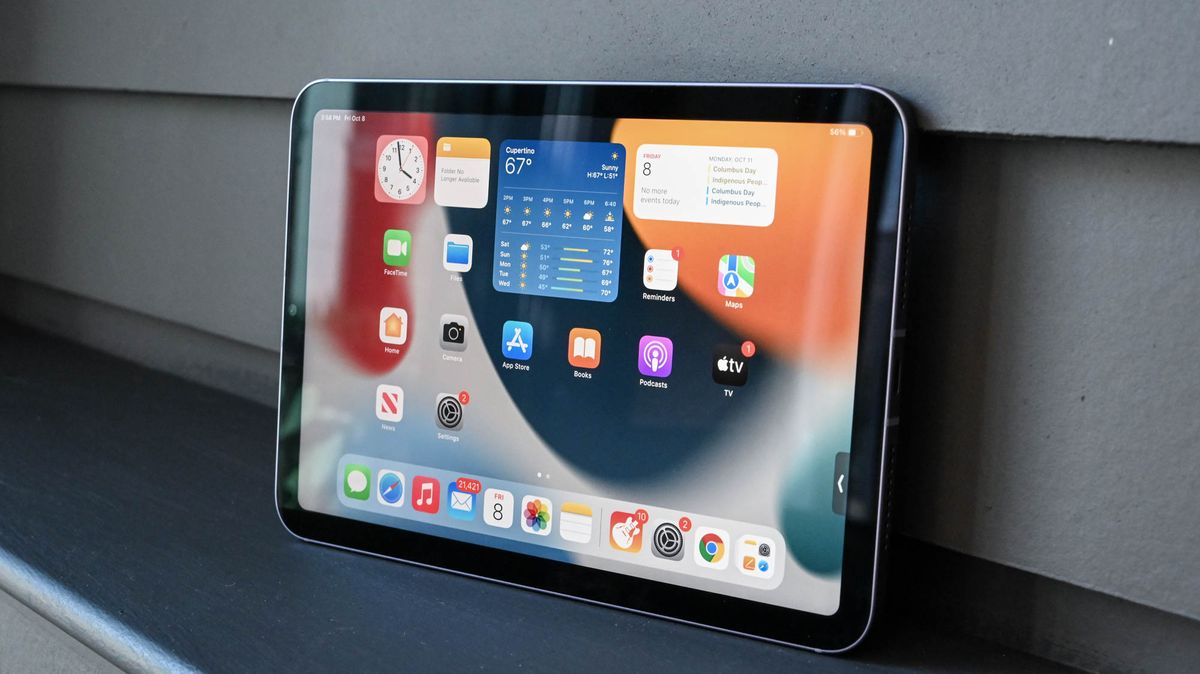 Apple may launch a giant 16-inch iPad late next year