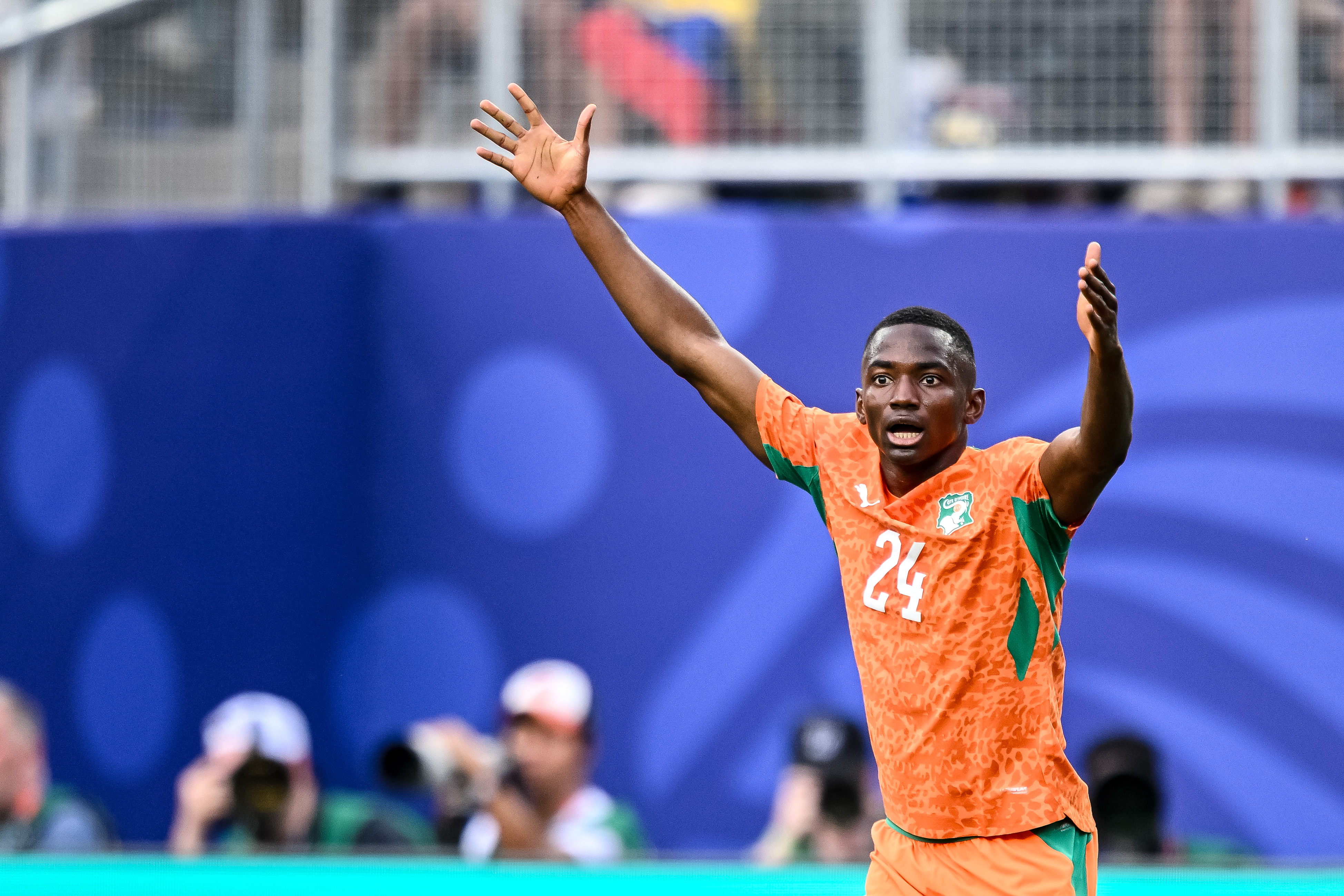 Philadelphia, United States - June 14: Bazoumana Toure of Cote D&amp;apos;Ivoire gestures during the FIFA World Cup 2026 Group E match between Cote D&amp;apos;Ivoire and Ecuador at Philadelphia Stadium on June 14, 2026 in Philadelphia, United States. (Photo by Harry Langer/DeFodi Images/DeFodi via Getty Images)