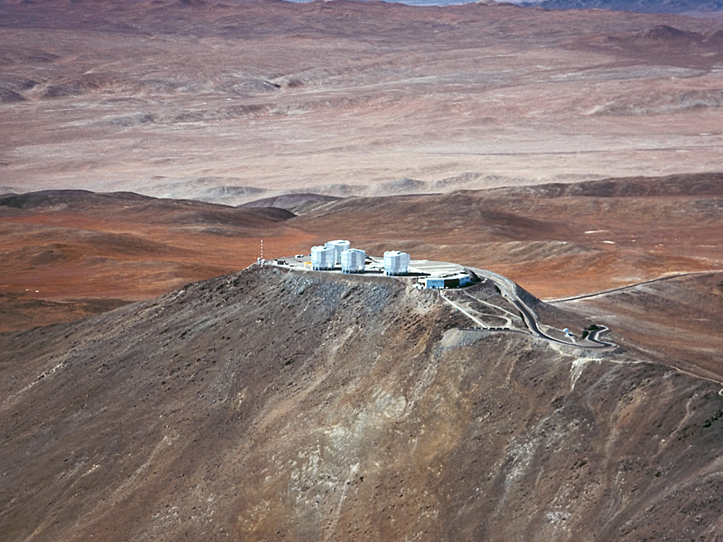 Amazing Space Views of ESO's Very Large Telescope (Photos) | Space