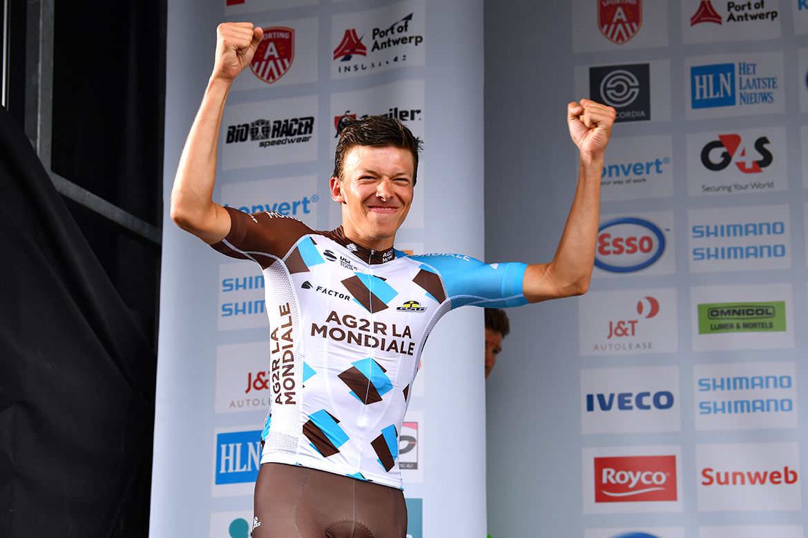 Oliver Naesen on the podium