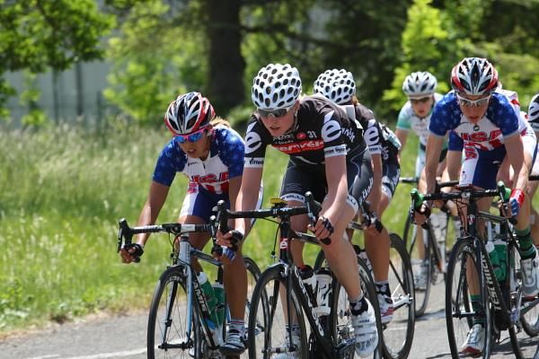 The bunch is led by riders from Cervelo Test Team and United States National Team.