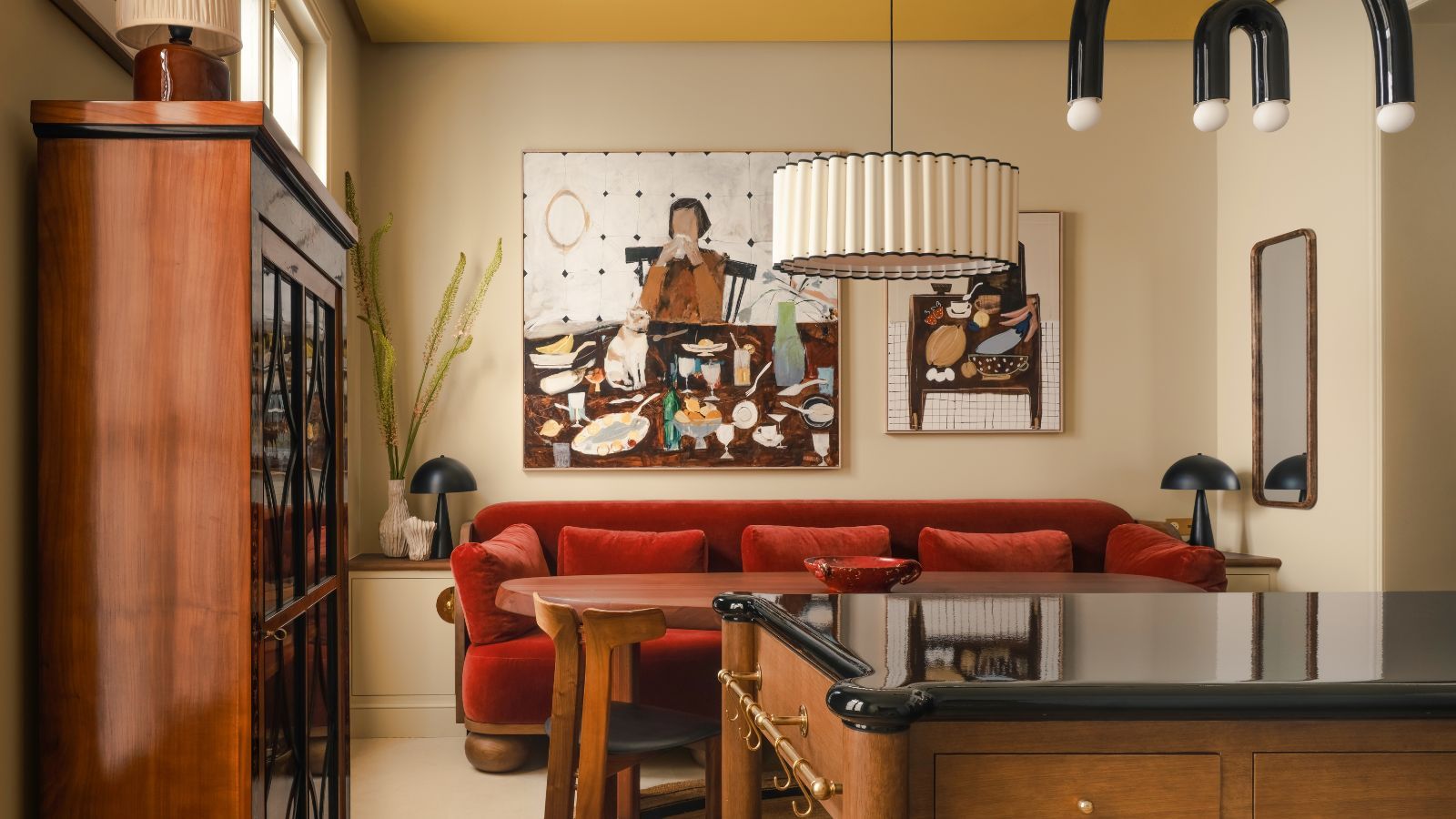 All You Need to Know About The ‘Earthy Vibrancy’ Color Trend