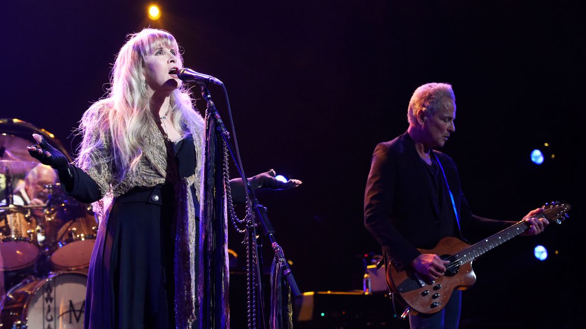 Honorees Stevie Nicks and Lindsey Buckingham of music group Fleetwood Mac perform onstage during MusiCares Person of the Year honoring Fleetwood Mac at Radio City Music Hall on January 26, 2018 in New York Cit