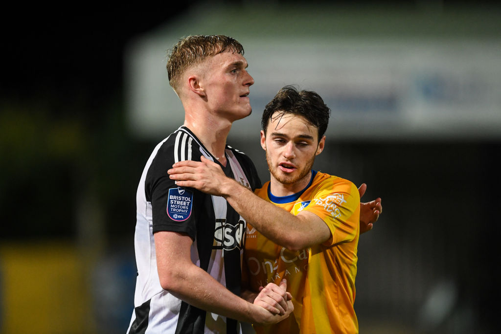 MANSFIELD, ENGLAND - OCTOBER 29: Cathal Heffernan of Newcastle United shakes hands with Ben Quinn of Mansfield Town at full time following the Bristol Street Motors Trophy match between Mansfield Town and Newcastle United U21 at One Call Stadium on October 29, 2024 in Mansfield, England. (Photo by Harriet Massey/Newcastle United via Getty Images)