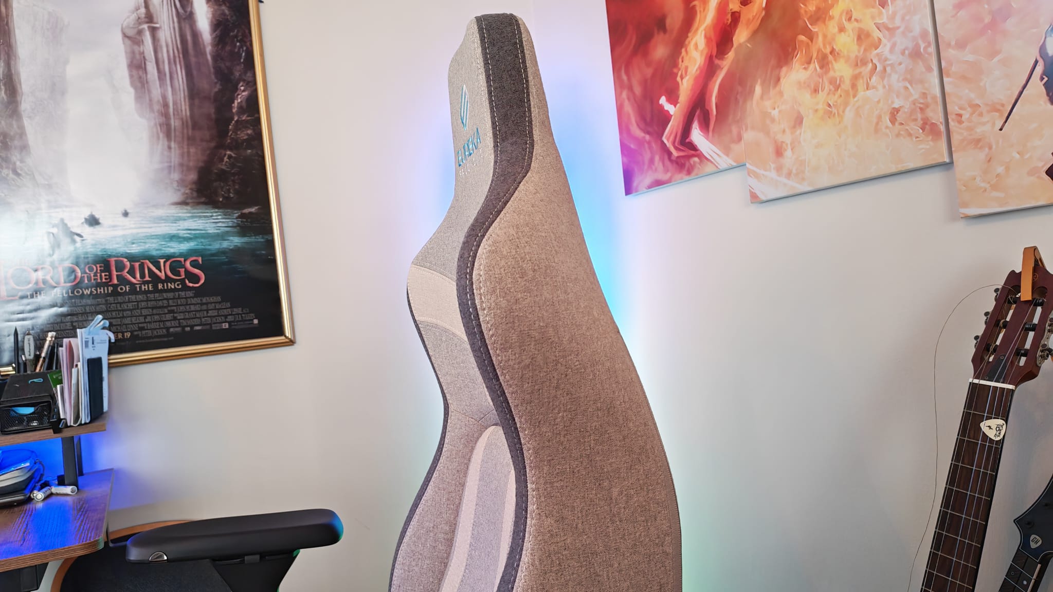 The concave shape of the Eureka Ergonomic Python II's backrest