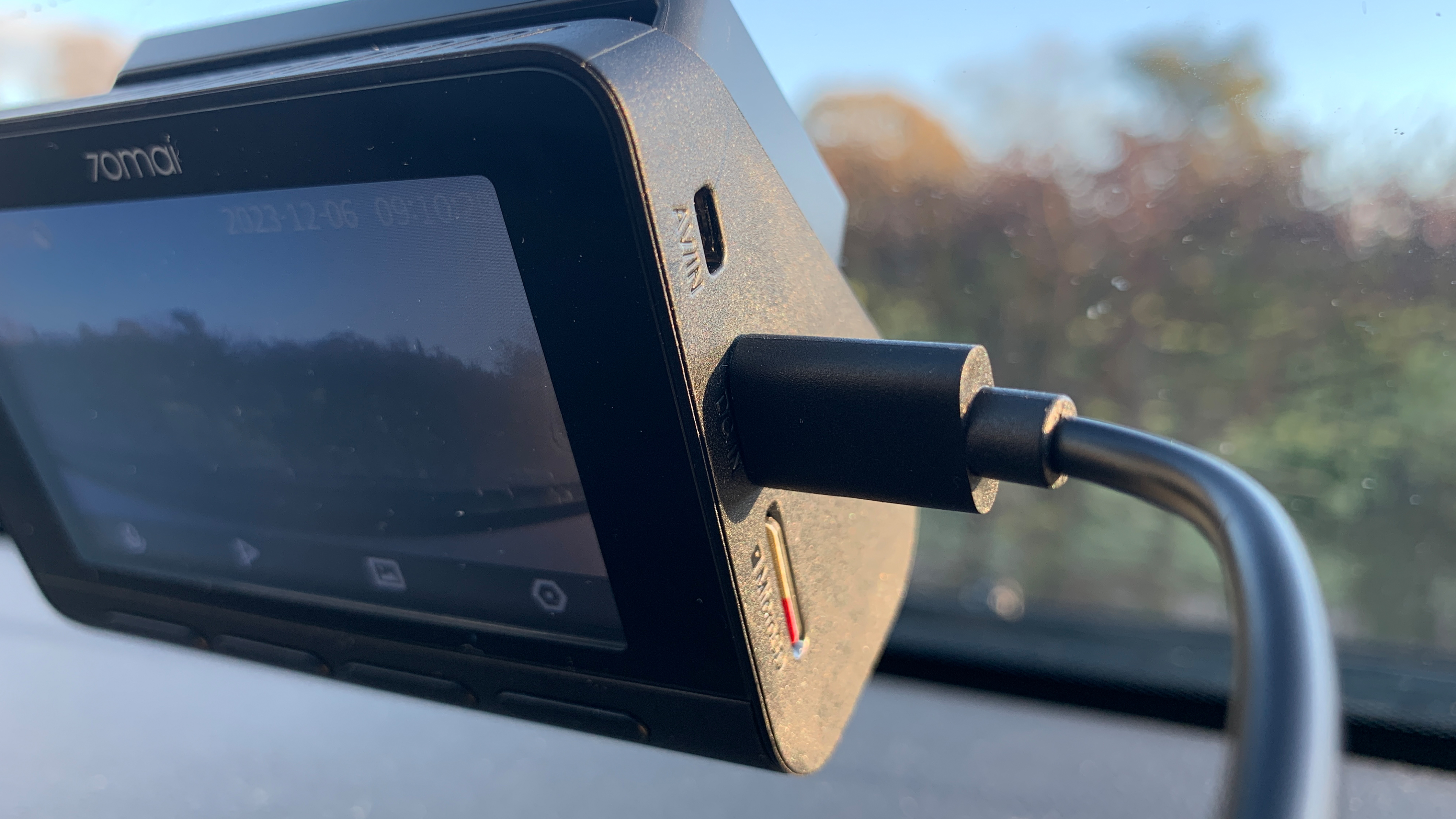 70mai 4K A810 Dash Cam boasts 4K video, AI smarts