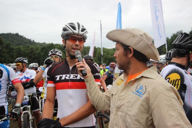 Javier Puschel is interviewed at the start
