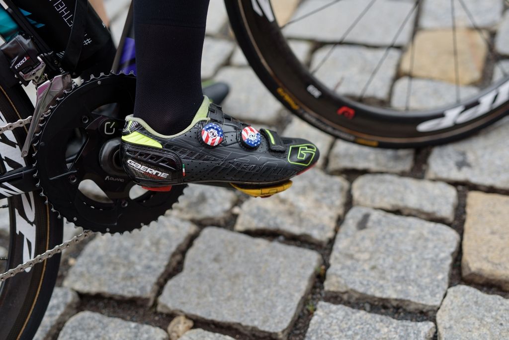 Custom BOA dials for Alexis Ryan of Canyon-SRAM