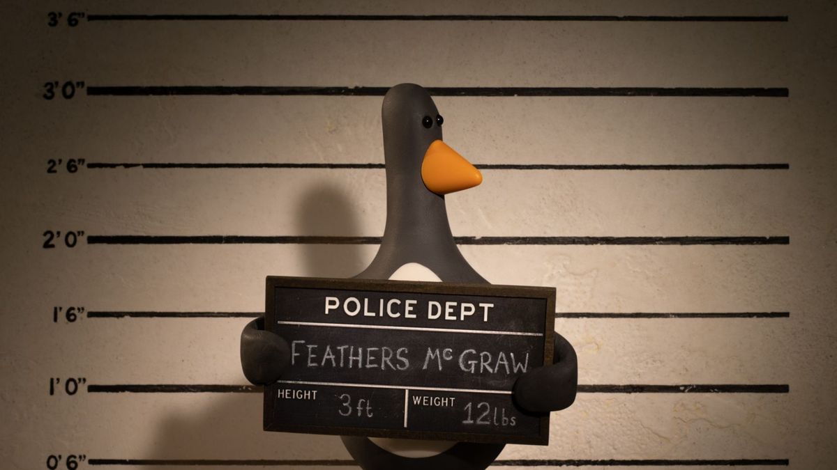 Feathers McGraw in Wallace and Gromit: Vengeance Most Fowl