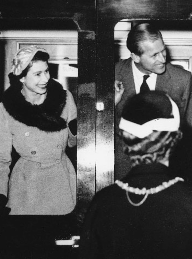 The-queen's-royal-train