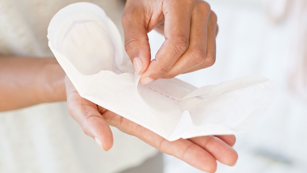 New menstrual pad device tracks period blood for signs of disease