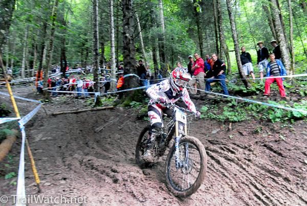 Tracy Moseley (Trek World Team) riding to 5th place.