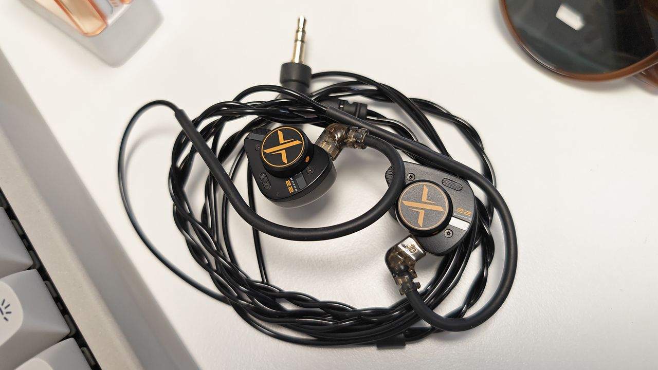 Various shots of the Ooopus Op.22 IEM.