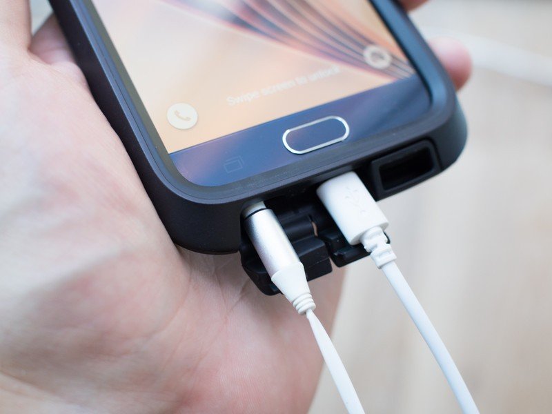 Pelican Voyager case for Galaxy S6