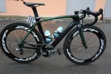 Mark Cavendish's special 100th victory Specialized Venge bike