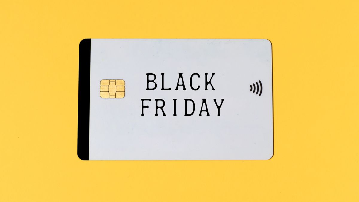 I use these 2 essential tools to find Black Friday deals — and you should, too