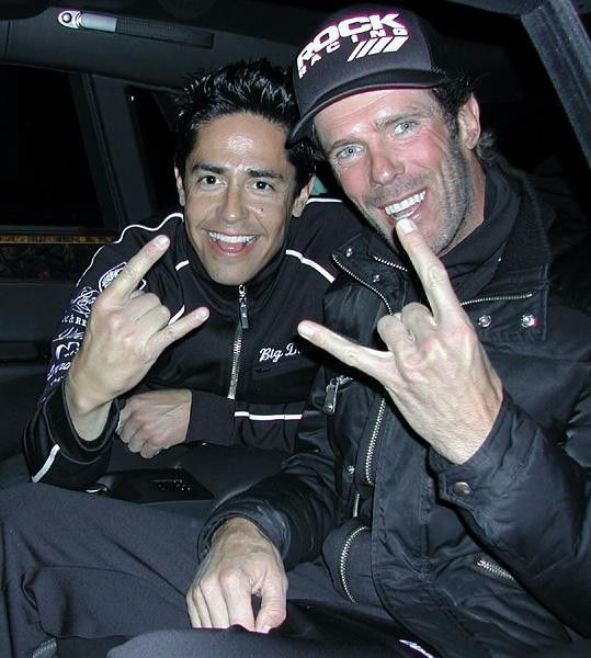 Rock Racing owner Ball (l) with Cipollini &ndash; the two hope to participate in the 99th Milano-Sanremo