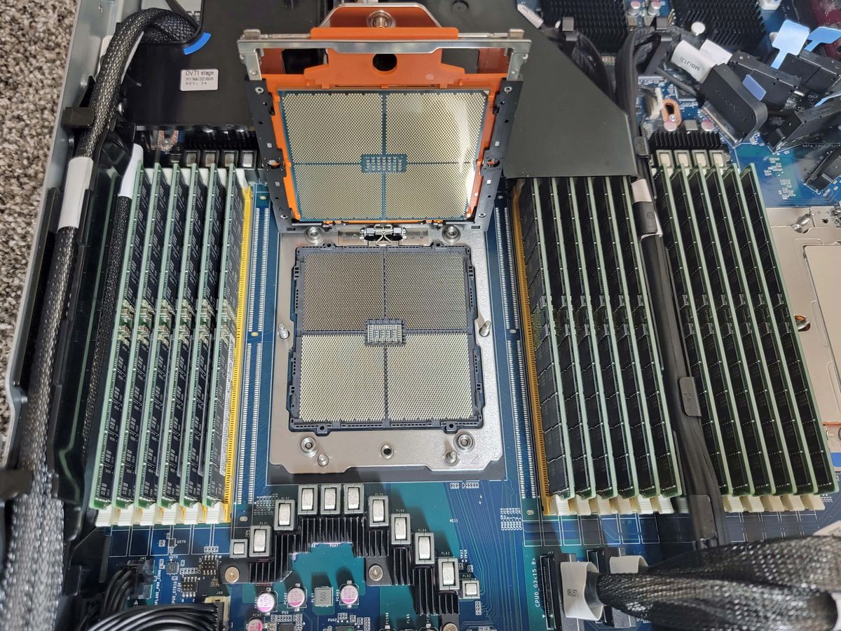 AMD Epyc Chip Installation
