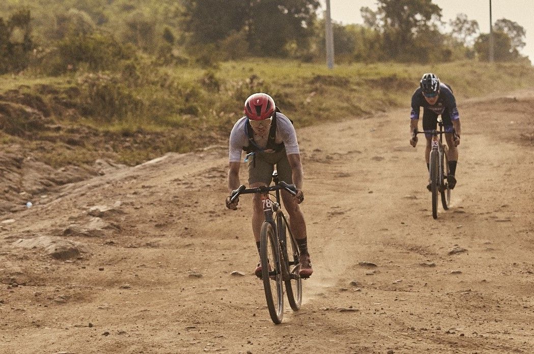 Tanner Visnick leading Lukas Baum on stage 4