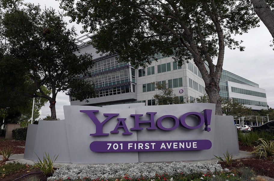 Yahoo was told to give user data to U.S. government, or face $250,000-a-day fine