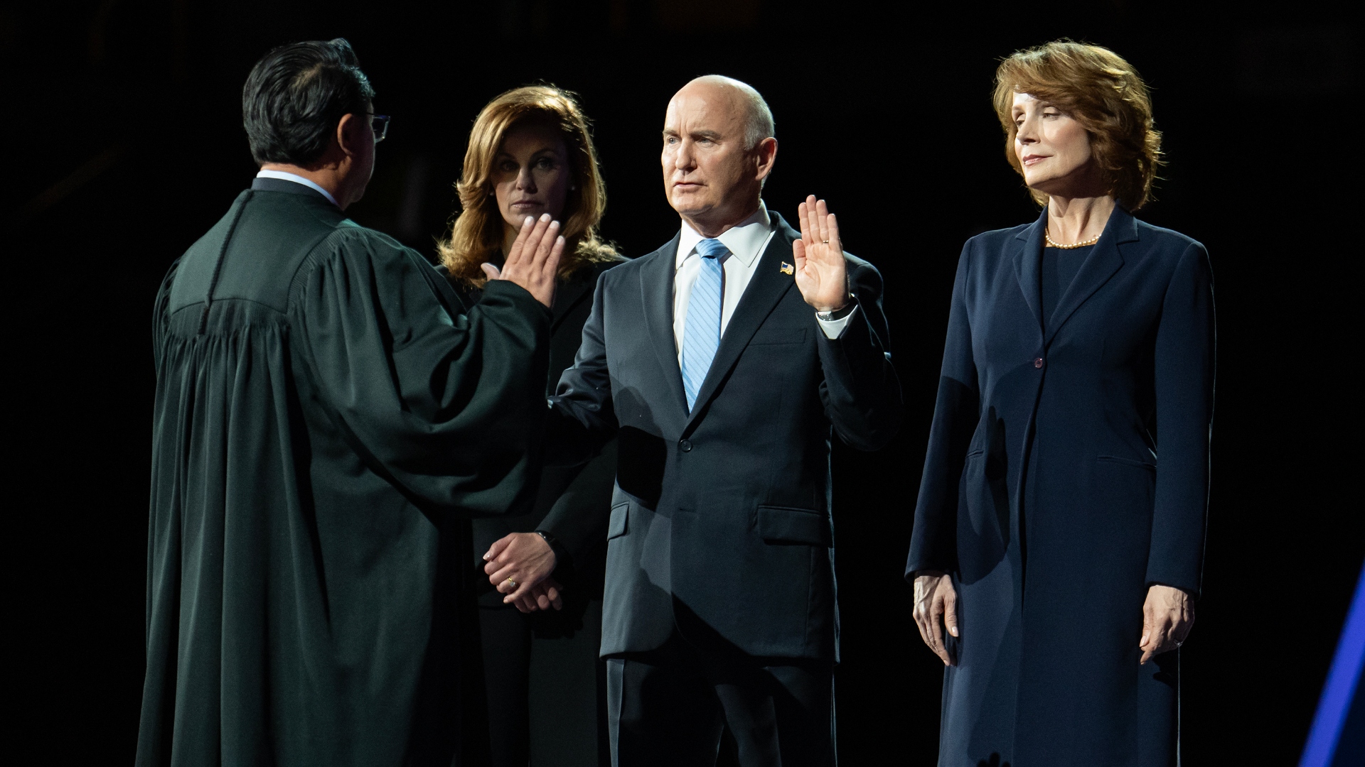 President Henry Baines is sworn in in Paradise season 1