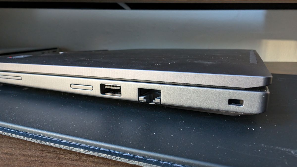 lenovo think pad t14 gen 5 ports