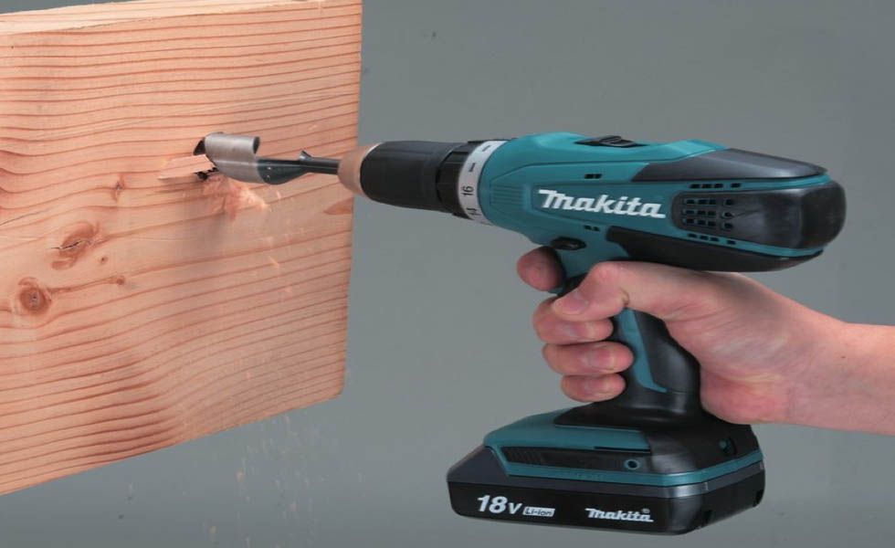 Makita cordless drill on sale at Wickes