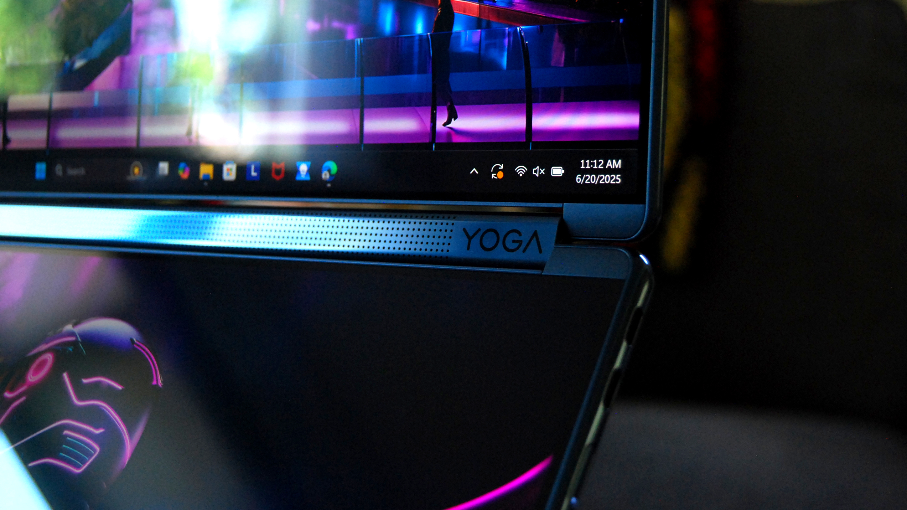 Lenovo Yoga Book 9i (Gen 10)
