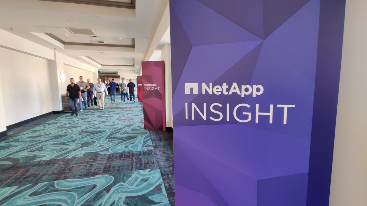 NetApp Insight logo in corridor at MGM Grand