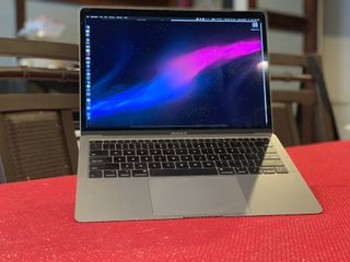 MacBook Air 2018 with MOFT Invisible Laptop Stand