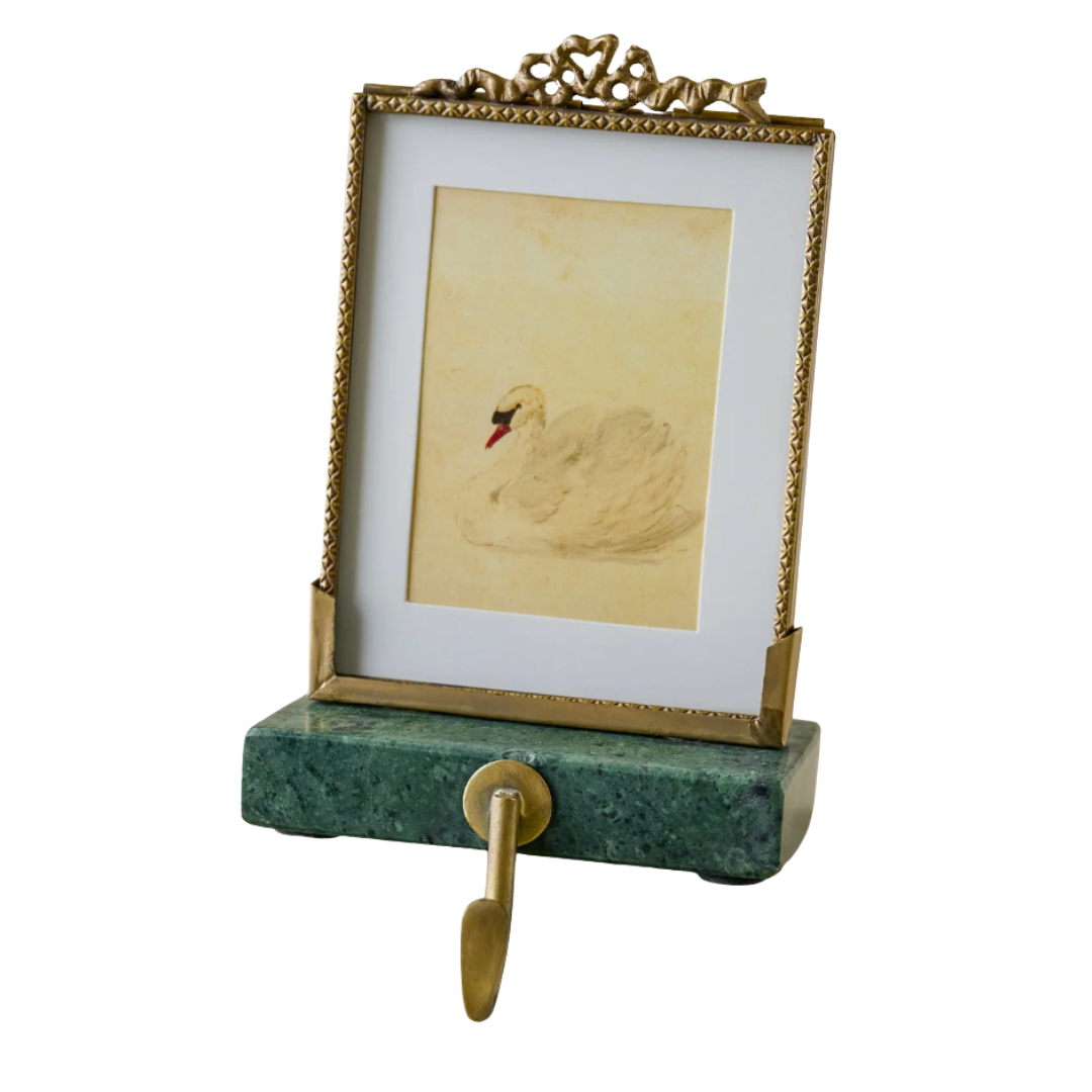 Noelle Antique-Inspired Photo Frame Stocking Holder - White Marble