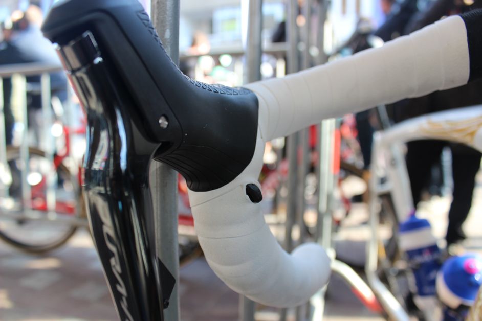 Boonen has sprint shift buttons on the drops