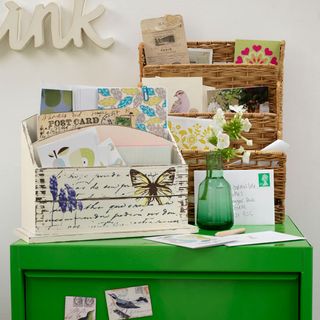 cards with card holder and glass jar