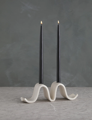 candle holder in a wavy design