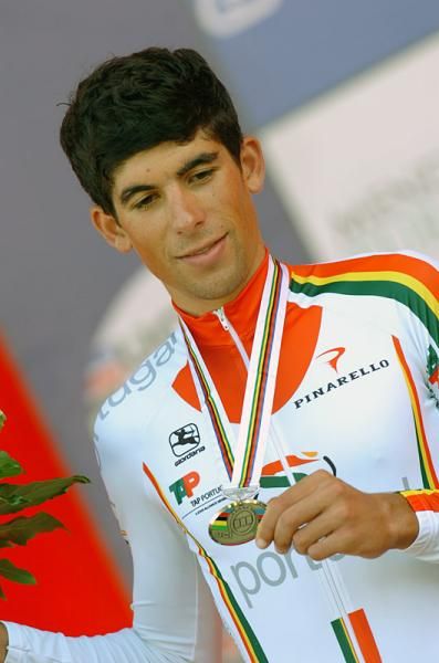 N&eacute;lson Oliveira (Portugal) earned a silver medal at the 2009 U23 time trial world championship.