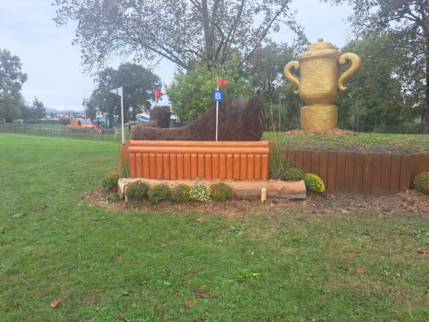 Fence 4b
