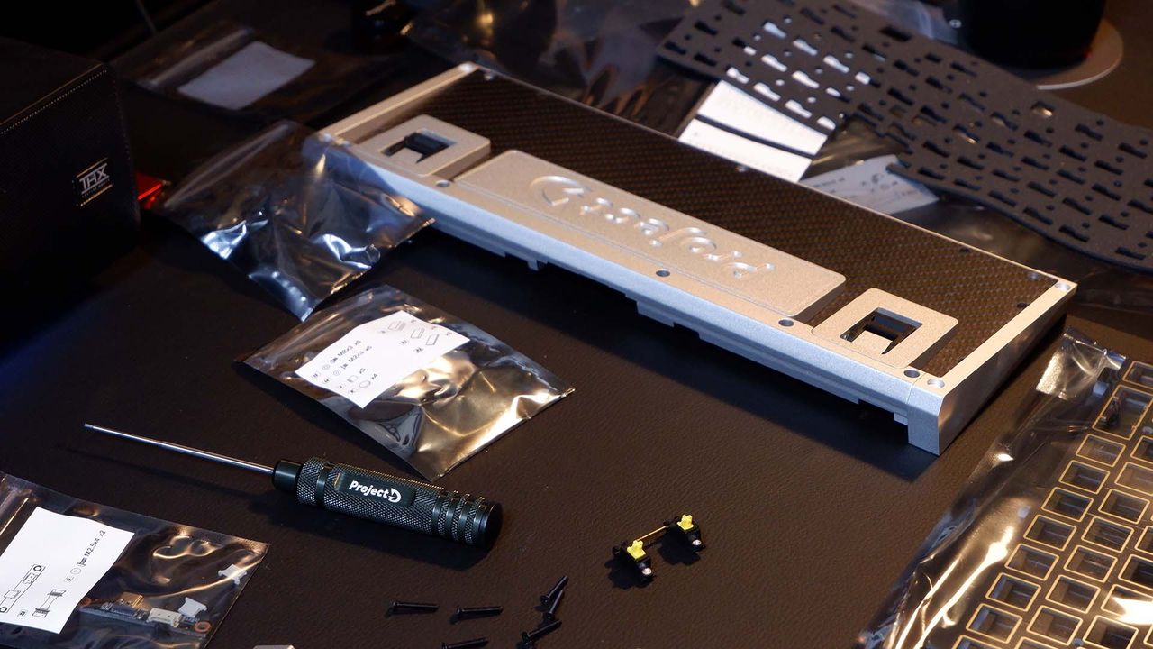 Ducky ProjectD Outlaw65 keyboard in the process of being built.