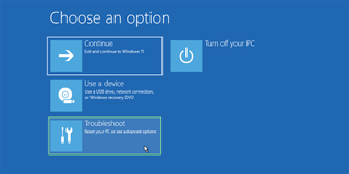 Screenshots showing how to enter Safe Mode on Windows 11