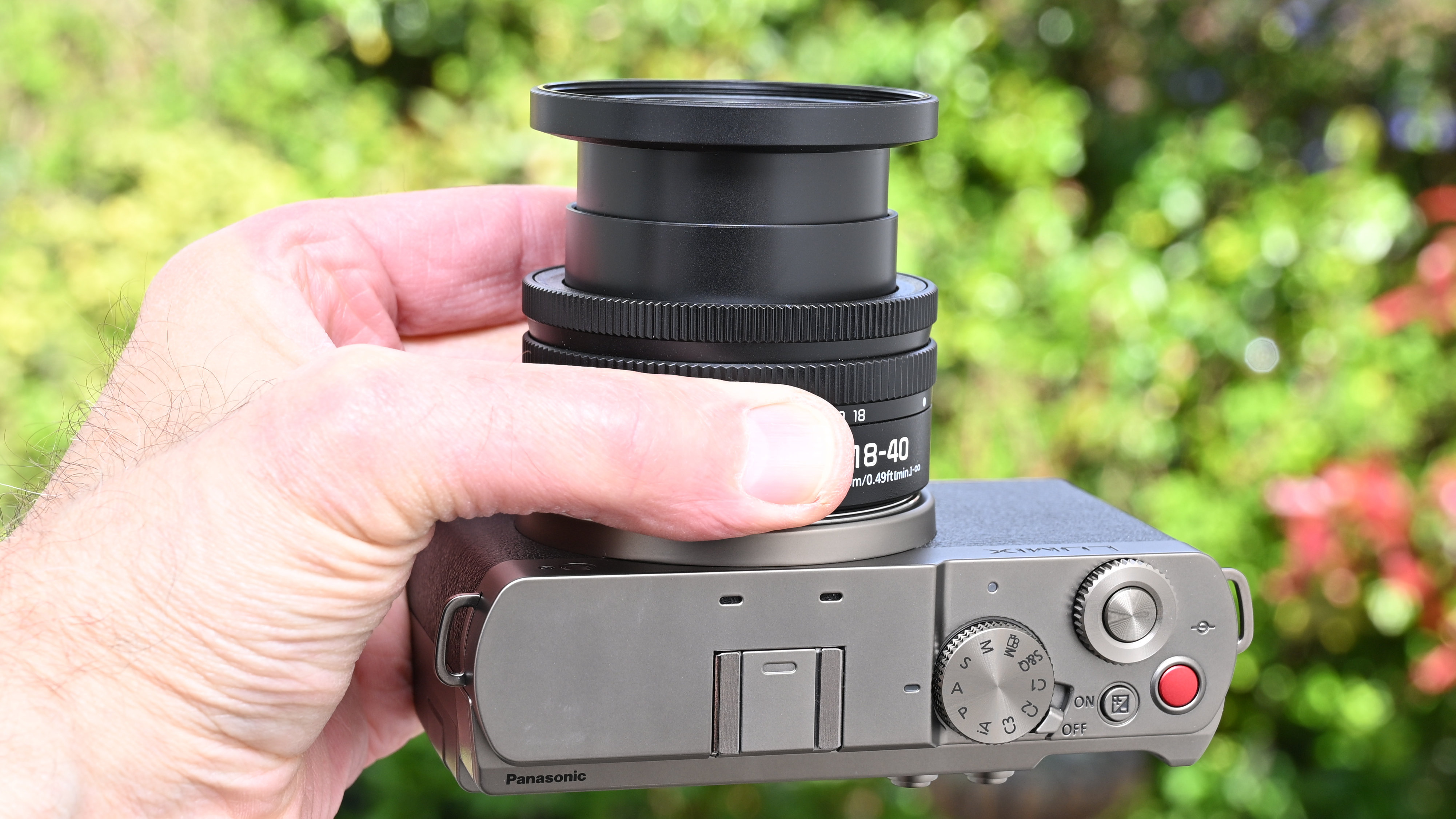 Panasonic Lumix S 18-40mm f/4.5-6.3 product image