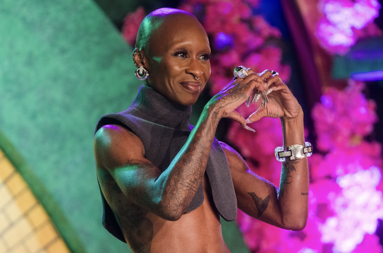 Cynthia Erivo paired her Jean Paul Gaultier skirt set with David Webb jewelry