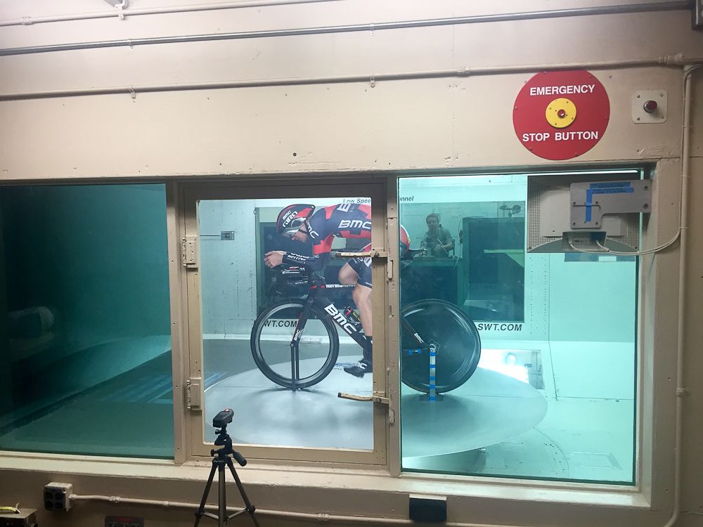Rohan Dennis locked in the tunnel