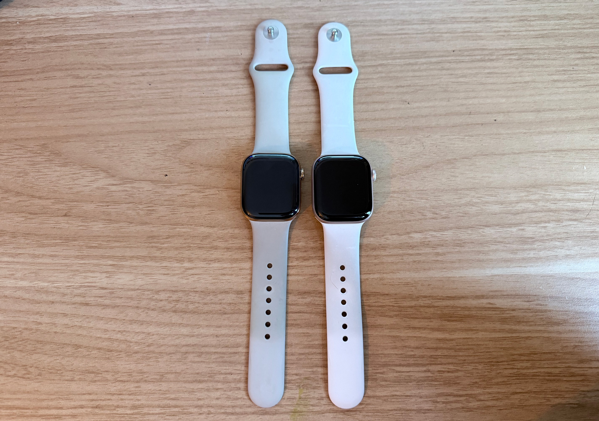 Apple Watch Series 10 &amp;amp; 11 side-by-side