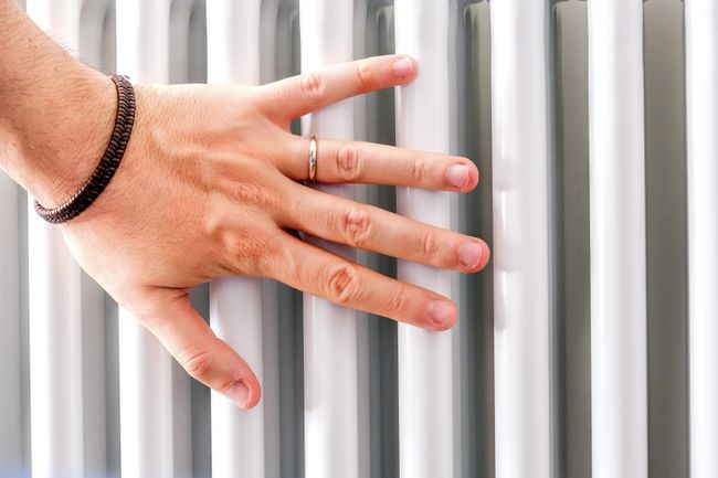 Radiators Not Working? Try This Troubleshooting Guide | Homebuilding