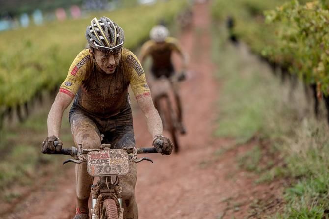 Masters leaders Bart Brentjiens and Abraao Azevido during stage 2