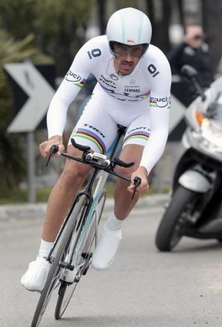 Time trial world champion Fabian Cancellara (Leopard Trek) powers to victory.