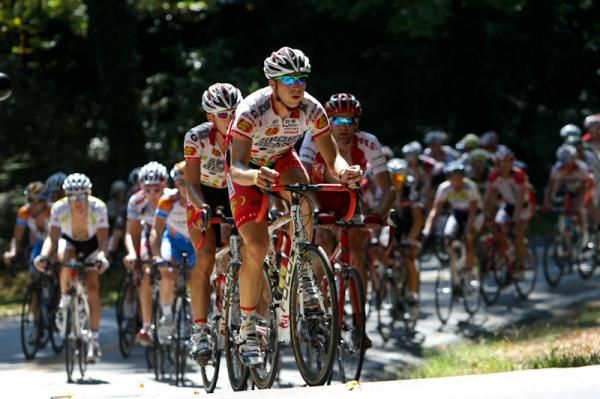 Jelly Belly's riders did their best to stay near the front of the chase.