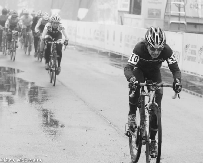 Jennifer Nowlin (Peace Coffee Racing) blew away the field at the start