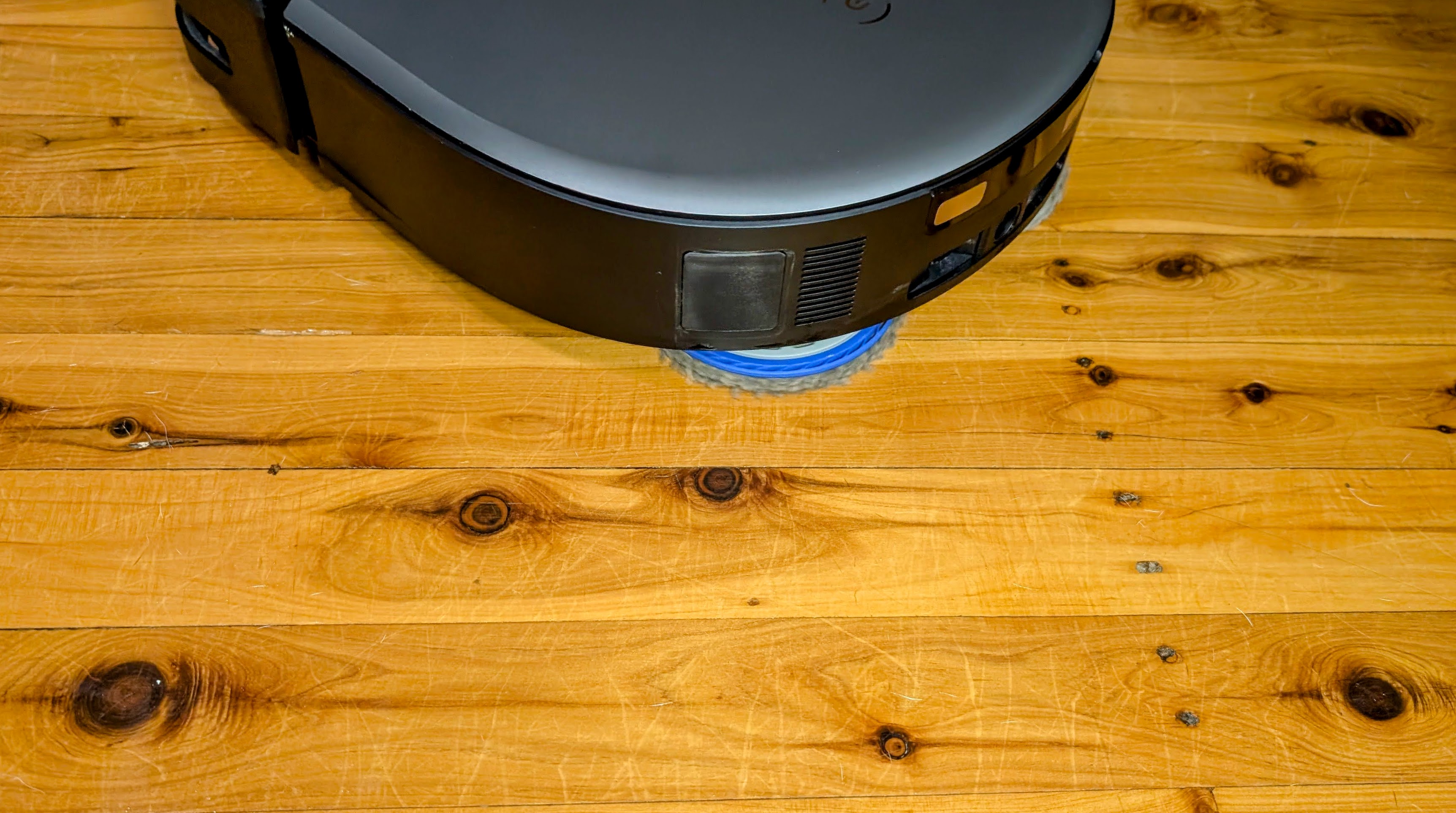 Ecovacs X5 Pro Omni mop tests